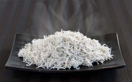 福島さんの釜あげしらす 約100g×5パック 個包装 しらす シラス 釜あげしらす 釜あげシラス 釜揚げ 魚 魚介類 魚介 海鮮 愛媛県 冷凍 【えひめの町（超）推し！（伊方町）】（838-1）