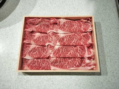 りんご和牛・信州牛　肩ロースすき焼き 約1.1kg(約550g×2パック)