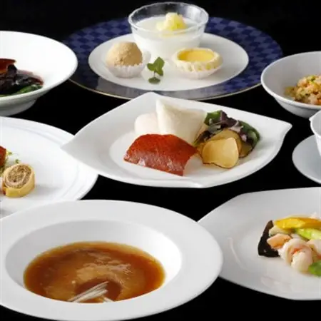 ホテルニューオータニ 大観苑 食事ご利用券《25,000円》【1702767】