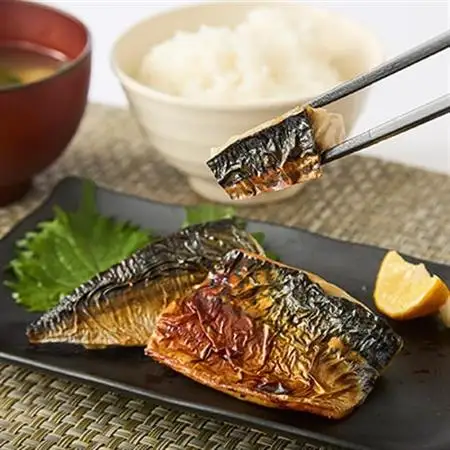 【直火焼き魚】無添加 骨取り サバ塩焼き ハーフカット 20切入 加熱済【配送不可地域：離島】【1700201】