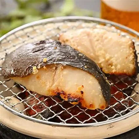 【直火焼き魚】銀だら西京焼 2切入 加熱済【配送不可地域：離島】【1700282】