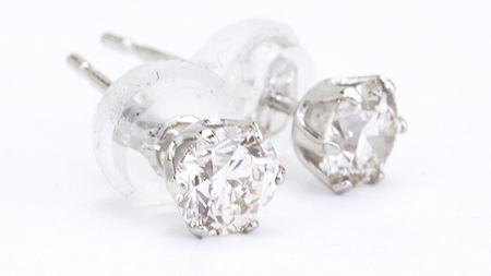 ダイヤモンド スタッド ピアス 合計 0.50ct（ハート＆キューピッドカット） ギフト 記念 贈り物 贈答用 アクセサリー ジュエリー ジュエリーマーノ 桜川市 [AH114sa]