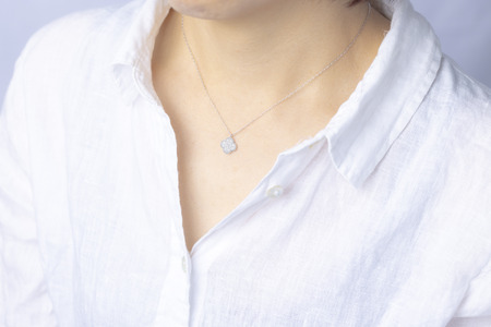 ダイヤモンド ネックレス クローバー 0.3ct プラチナ ジュエリー ダイヤ PT 山梨 H-4861 SWCI016-pt