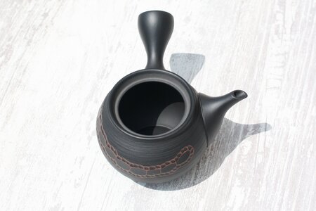 常滑焼　宝龍窯　黒窯変リングカット急須　セラメッシュ（陶製茶こし）| 常滑焼 急須 シンプルデザイン おしゃれ 焼き物 特産品 贈り物 プレゼント とこ販 茶器 和食器 陶器 陶磁器 ティーポット キッチン用品 キッチン雑貨 日本製 食器 紅茶 日本茶 愛知県 常滑市