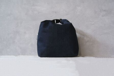 保冷バッグ （紺） バッグ ポーチ ドリンク 缶 保冷缶 お弁当入れ 万能 便利 デニム生地 尾州デニム キャンプ キャンプ用品 アウトドア アウトドア用品 愛知県 知多市