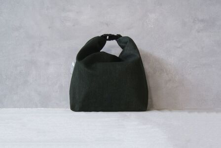 保冷バッグ （緑） バッグ ポーチ ドリンク 缶 保冷缶 お弁当入れ 万能 便利 デニム生地 尾州デニム キャンプ キャンプ用品 アウトドア アウトドア用品 愛知県 知多市