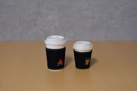 【選べる刺繍デザイン】カップスリーブ （ラージ） カップ ドリンク スリーブ 万能 便利 デニム生地 尾州 キャンプ キャンプ用品 アウトドア アウトドア用品 愛知県 知多市