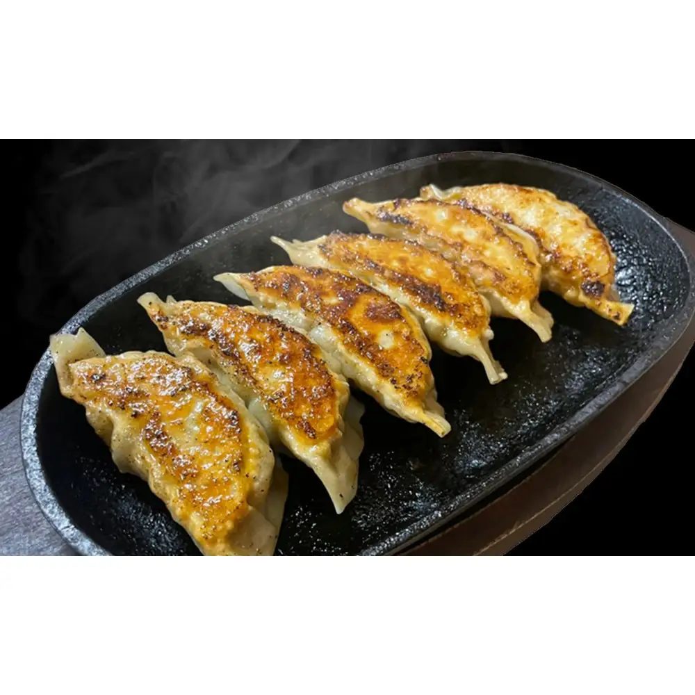 鉄板餃子歩夢　手作り餃子　1kg（和豚もちぶた使用） ｜ 仙台名物