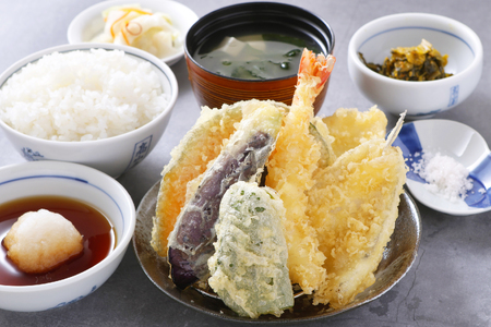 山梨県昭和町・中央市 初花店舗で使える食事券 お食事券3,000円 SWBY001