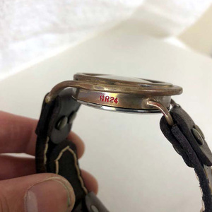 HR24の手作り時計　A（男女兼用）こげ茶 ファッション小物 雑貨 日用品 