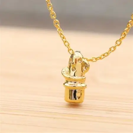 【縄文アクセサリーDo_goods】K18製　コメ踊る埴輪ネックレス　700-091【配送不可地域：離島・沖縄県】【1670972】