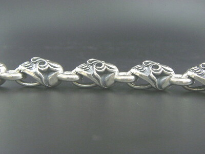 Symbol skull bracelet
