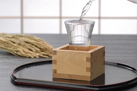 日本酒 大信州酒造「香月　秘伝」（2023年 G7外相会合 提供酒）