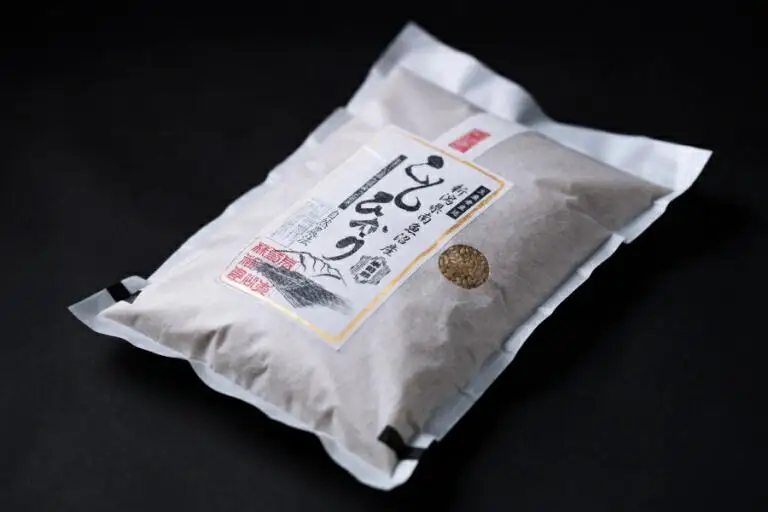 【令和7年産】【玄米】自然農法/化学肥料不使用の南魚沼産こしひかり2kg　| こしひかり