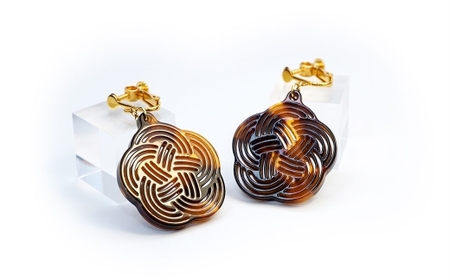 【 べっ甲 】 《 Mizuhiki シリーズ 》 Plum Knot イヤリング ／ ジュエリー 天然素材 ファッション アクセサリー 小物 装飾品 オシャレ 装飾