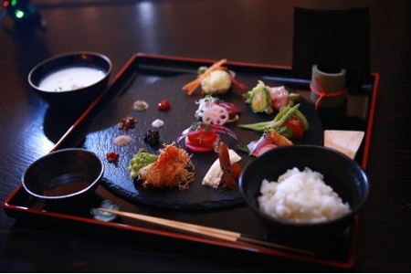 家中舎ランチ　瀬戸の手織寿司「たなごころ」(1名)【H-14】