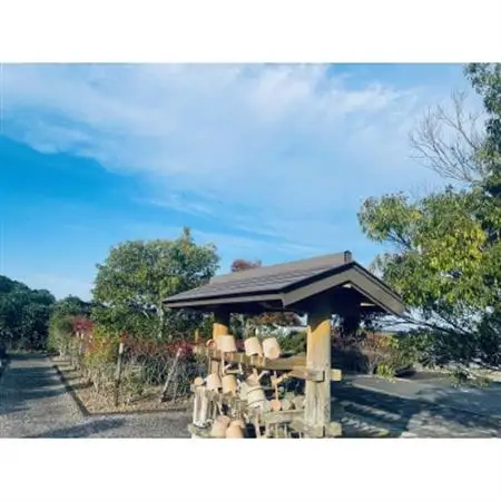 お墓参り代行(拭き掃除、墓花一組)【市外居住者のみ・富士見台霊園限定】【配送不可地域：離島・沖縄県】【1688089】
