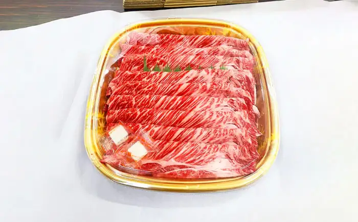 長崎和牛 肩ローススライス 1kg 《対馬市》【株式会社サイキ】 和牛 肩ロース スライス すき焼き しゃぶしゃぶ 鍋 牛肉 肉[WAX071]