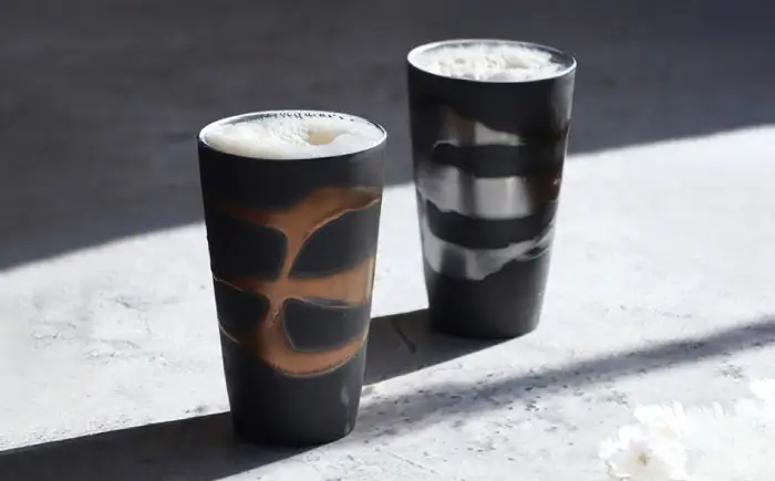 【美濃焼】 金銀流し 泡立ちカップペア 【株式会社二幸】 ビアカップ カップ 黒[MCZ163]