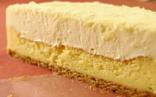 阿蘇・小国ビンテージチーズケーキ （ 直径 12cm ） チーズケーキ チーズ ケーキ お菓子 菓子 洋菓子 焼菓子 スイーツ デザート おやつ 贈り物 贈答 ギフト