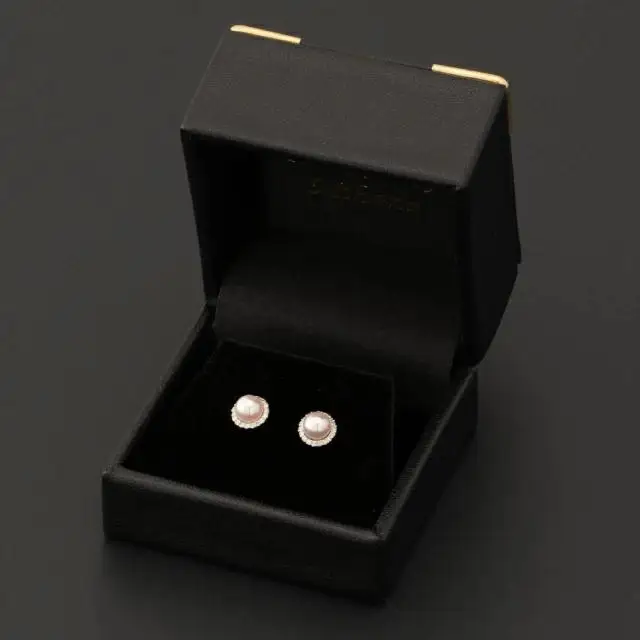 【真珠】【希望の光 ･大人シンプルモダン】5.2mm アコヤ真珠ピアス K18  P-185