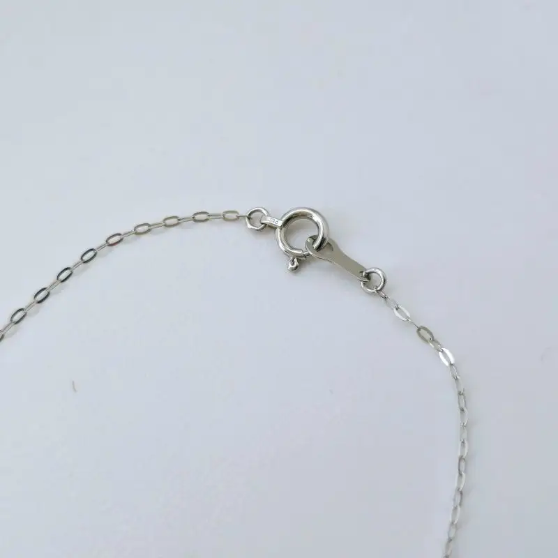 真珠 ペンダント 8.5mm Pt850 約40cm グレー パール アクセサリー ジュエリー ファッション 冠婚葬祭 慶事 誕生日 結婚式 記念日 お祝い 贈答用 贈り物 ギフト プレゼント 普段使い おしゃれ カジュアル / 上品な色味に心惹かれる、シルバーグレープラチナペンダント