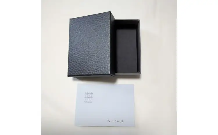 輪島うるし塗 ピアス フラワー マユ（白） wa049　ピアス