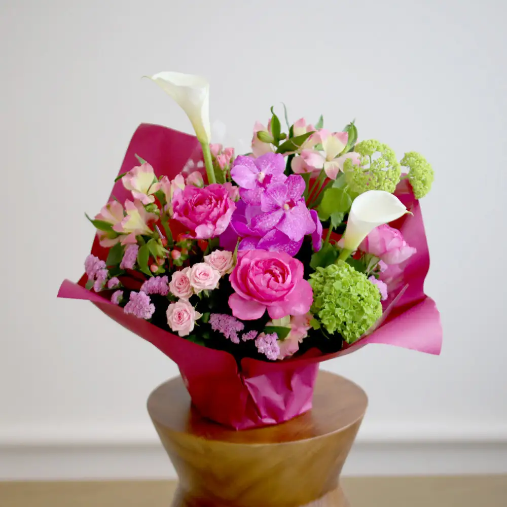 【母の日】華やかに贈るおまかせアレンジメント ※北海道・沖縄・離島への配送不可