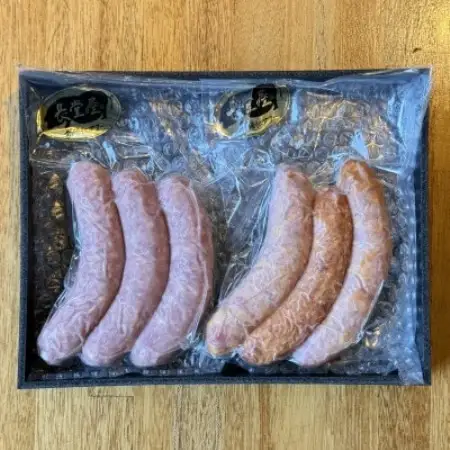 【今帰仁アグー専門店 長堂屋】こだわりの今帰仁アグーソーセージ食べ比べ(プレーン＆スモーク)【配送不可地域：離島】【1732253】