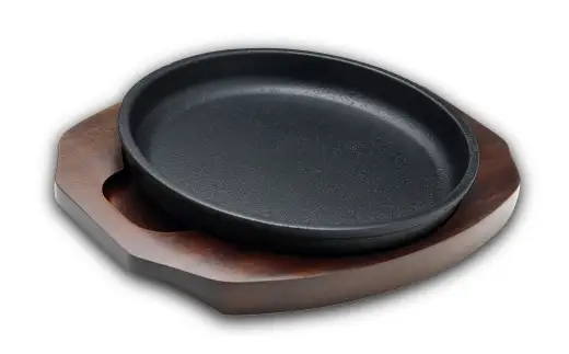 トキワ鉄器 ステーキ皿 （ 木台タイプ ） IH対応 丸判大 22cm 304 くわな鋳物 職人 蓄熱性 保温力 お皿 皿 食器 オシャレ 日常使い 重厚感 伝統 匠の技 鉄板 食卓 プレート 家庭用