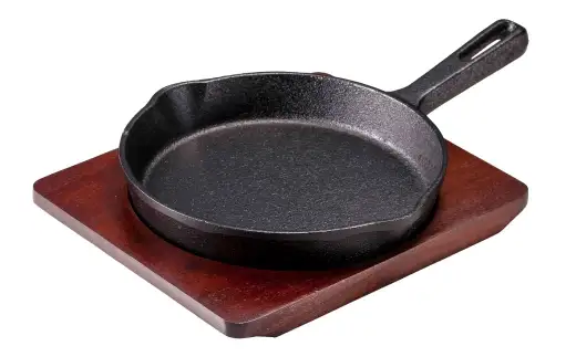 トキワ鉄器 ステーキ皿 （ 木台タイプ ） IH対応 柄付大 20cm 315 くわな鋳物 職人 蓄熱性 保温力 お皿 皿 食器 オシャレ 日常使い 重厚感 伝統 匠の技 鉄板 食卓 プレート 家庭用