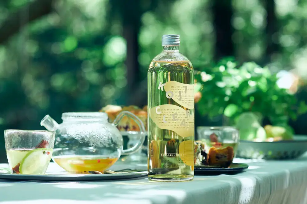 全く新しい発酵飲料『KOJI CLEAR』700ml 2ケース（1ケース6本入り 計12本）
