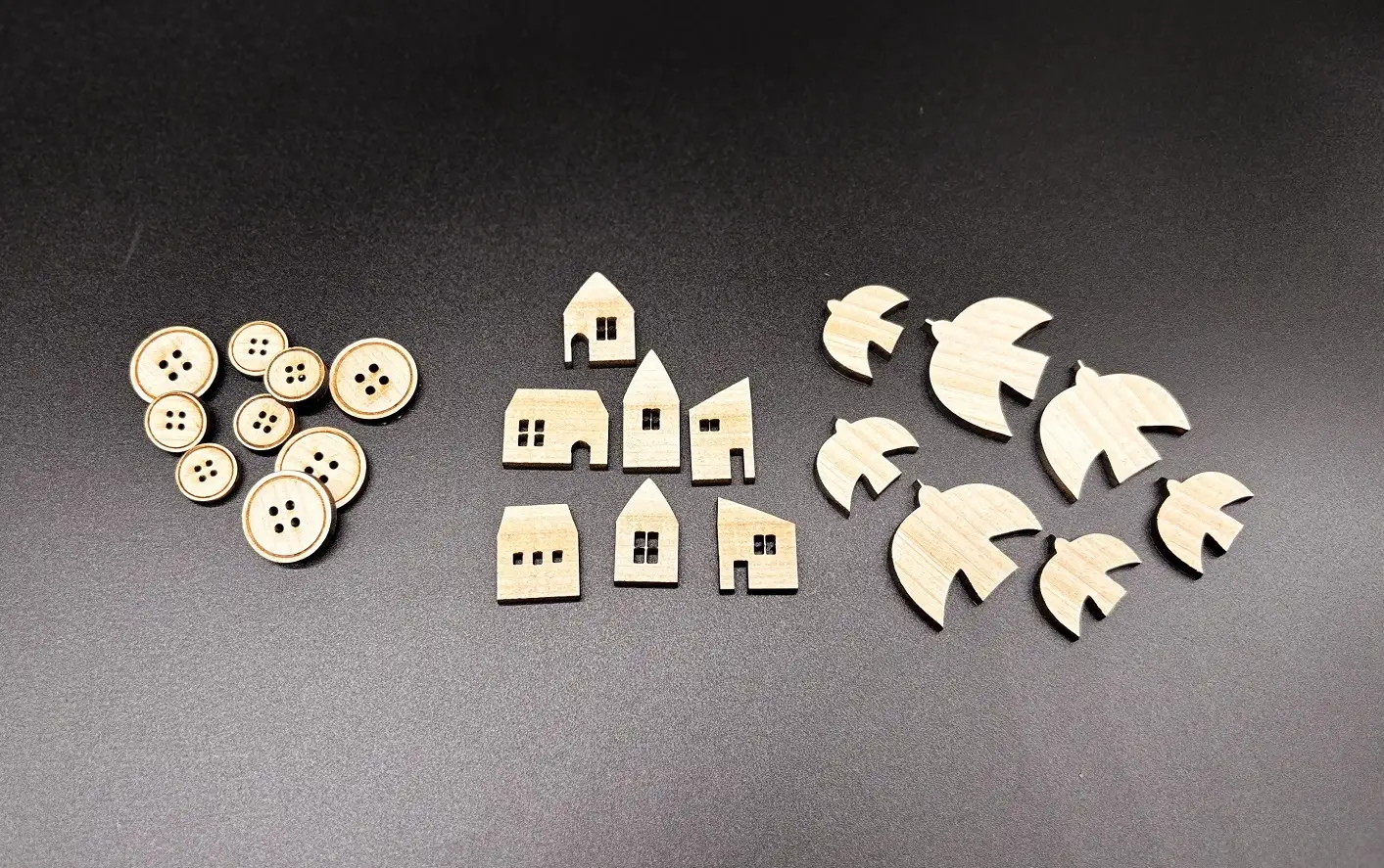西川材を使った木のステッカー「Wooden Sticker（北欧セット）」