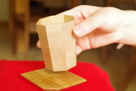 白川郷 酒器 ぐい呑み ぐいのみ 桜 ウレタン ニス塗り 手作り 八角 ギフト [S061]