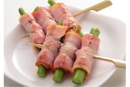 ハム・ベーコン・ウインナーギフトセット 計900g ベーコン ベーコン ベーコン ベーコン ベーコン ベーコン J06