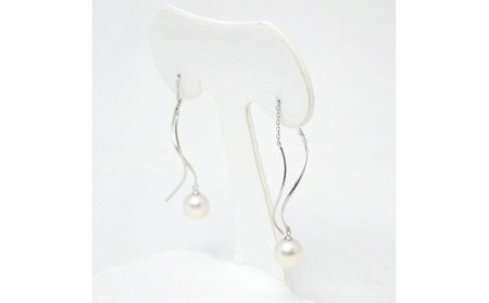 302　アコヤ真珠7.5mmピアス(K18WG)　パール 宝石 アクセサリー ジュエリー 伊勢志摩 伊勢市 結婚式 入学式 ギフト 贈り物 フォーマル プレゼント 誕生日 本真珠 ホワイトゴールド