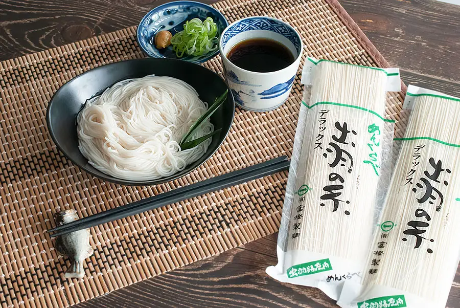 A65-501　昭和４年創業　伝統の技　富樫製麺の『めんくらべつゆ付きセット』