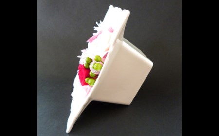 プリザーブドフラワー　磁器フレームアレンジメント（ピンク）【14000201】