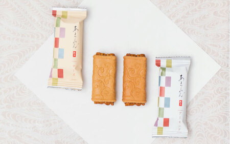  醤油おかきを煎餅で巻いた「あまからさん」と播彦の代表的煎餅の詰め合わせ「あまからさん詰め合わせ」（AZ-30)