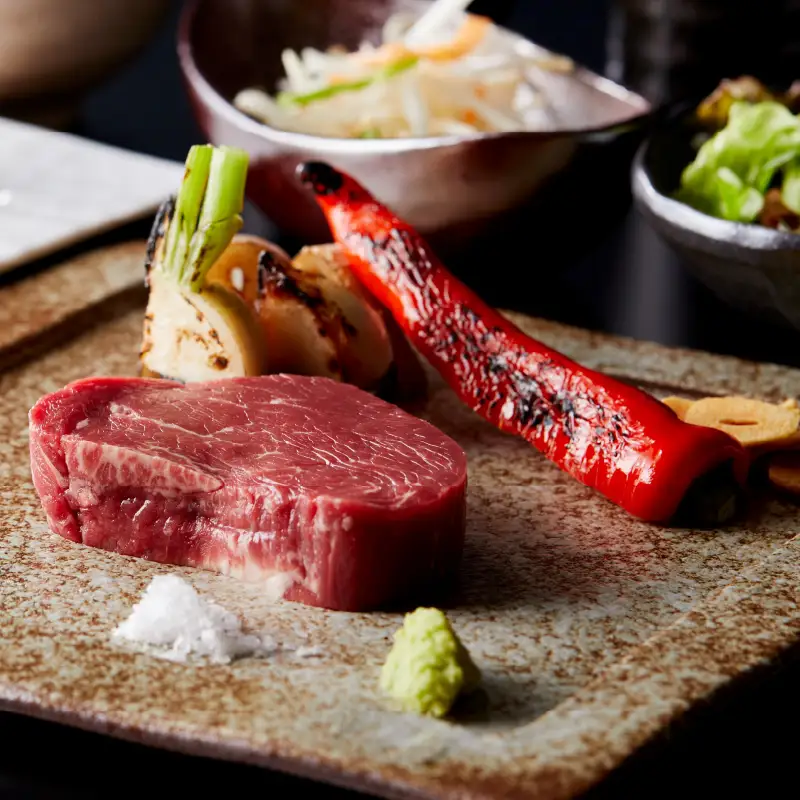 【豪州産ステーキと海鮮を堪能！ペアディナー券】ニュー松坂布施本店ディナーコースペアお食事券