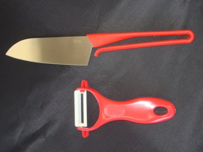 新生活応援セット（包丁と皮むき器） 
