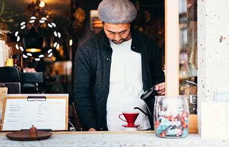 【1ヶ月ごとの定期便】 OTOMONI COFFEE 店主 お勧め 豆をお届け！２５０g×２袋「豆」 OT5 コーヒー 珈琲 焙煎 自家焙煎 豆 粉 COFFEE おすすめ くつろぎ おうち時間 定期便 M1638-0