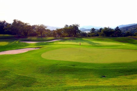 ゴルフプレー券【土日祝限定おひとり様分】