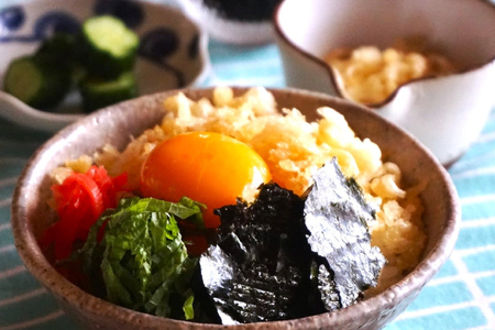 【口どけ良し 香り良し】のり みちのく寒流のり・一番摘み（10枚×7袋） [小野徳 宮城県 気仙沼市 20564857]