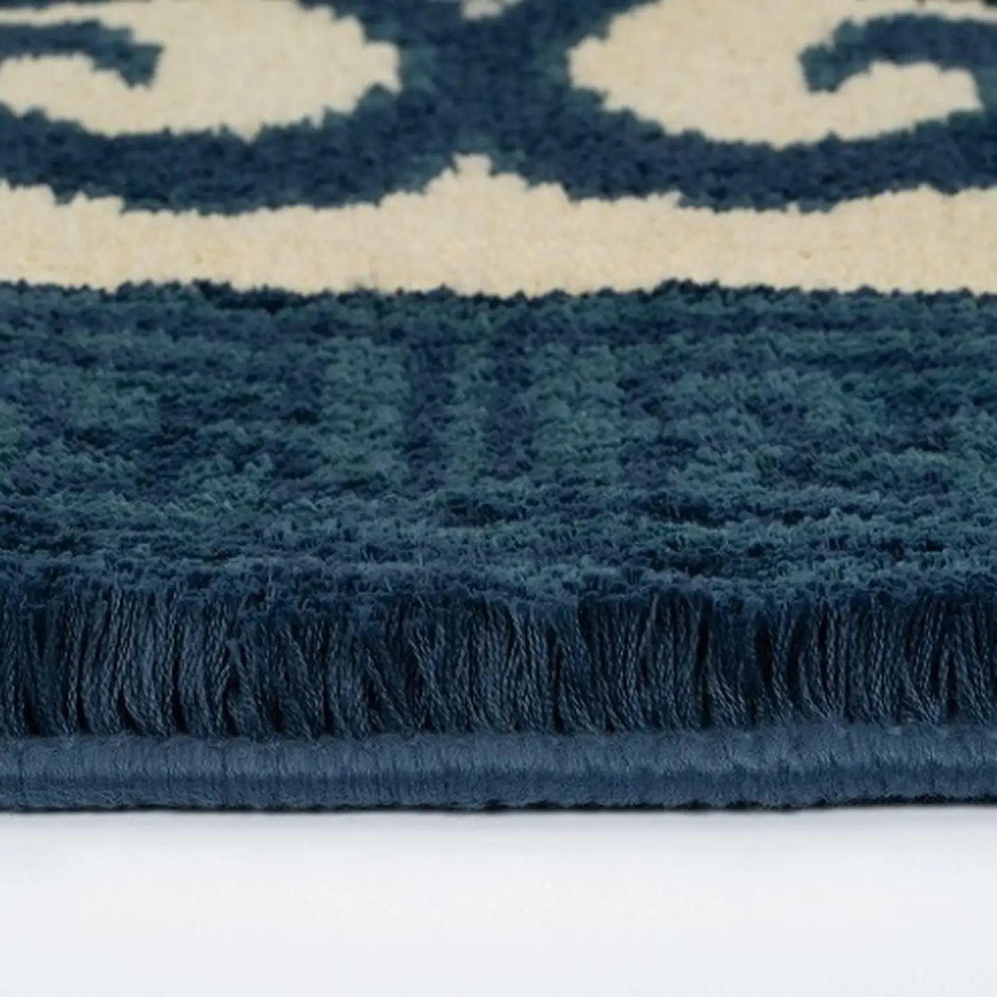 鍋島緞通[手織] 花菱龍唐草縁まんじ文 玉子地：C812-003