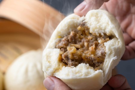北海道産 黒毛和牛 こぶ黒 和牛 肉まん 10個＜LC＞