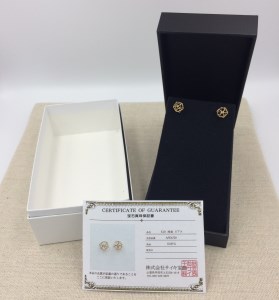 APE4759 K18 立体モチーフ　ピアス
