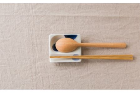 【波佐見焼】【イロイロ使える！カトラリーレスト】重宝皿4枚セット 小皿 箸置き 食器 皿 【アイユー】 [UA01]  波佐見焼