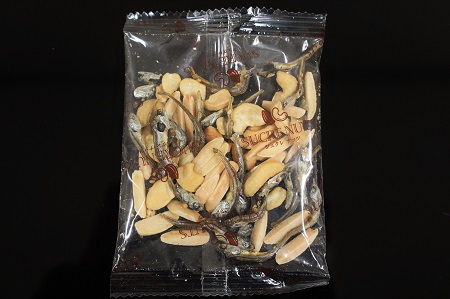 手軽に健康習慣 小分けのこざかなアーモンド カシューナッツ入り 480g(16gｘ30袋) おうち時間 おやつ 大満足 美容 健康 栄養豊富 人気 高リピート ナッツ H059-121