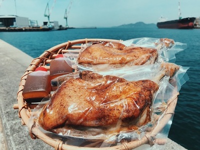 骨付鳥つぼ屋　おやどり　６本セット　とりの旨味を凝縮したチキンオイル付【H-57】